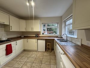 Kitchen- click for photo gallery